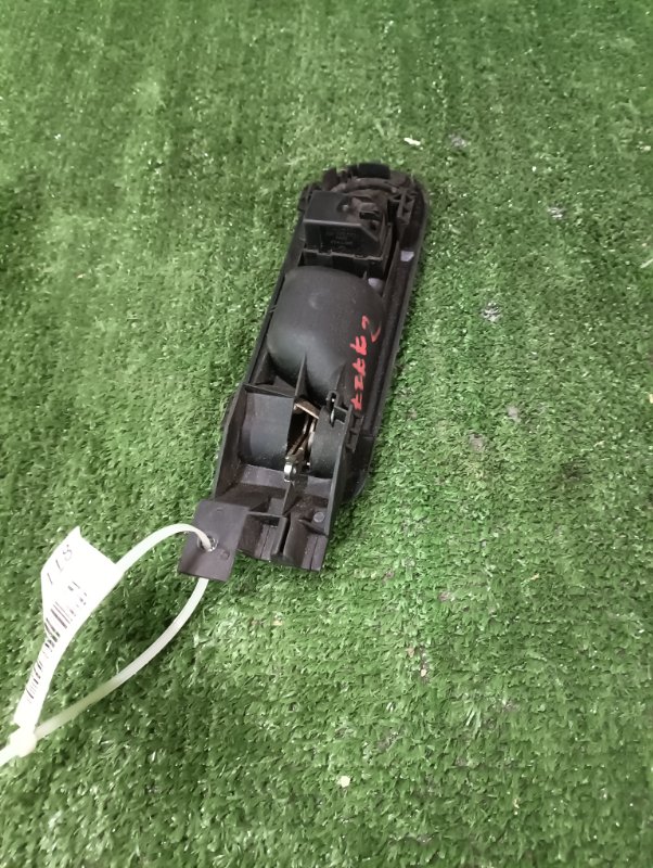 Ручка двери внутренняя Volkswagen Passat B5