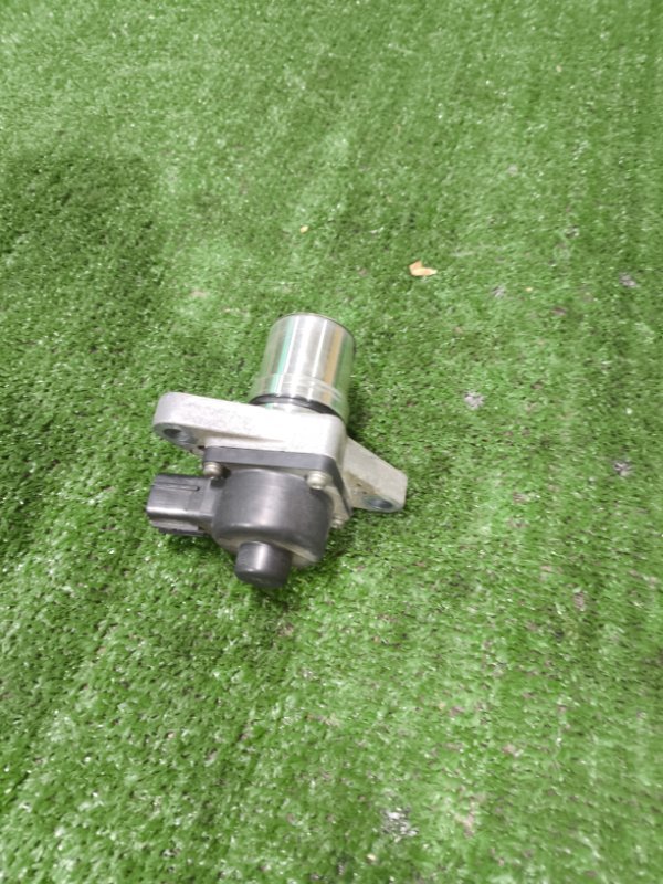 Клапан EGR Nissan Lafesta B30