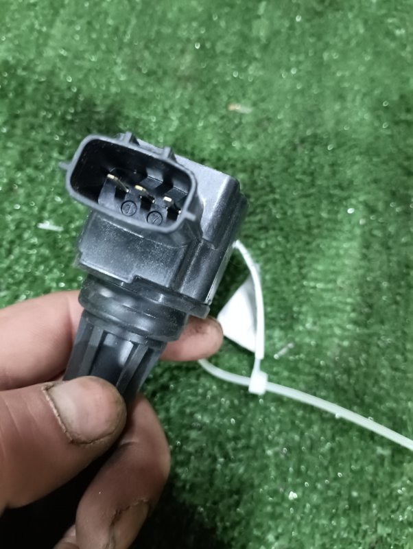 Катушка зажигания Nissan Tiida C11