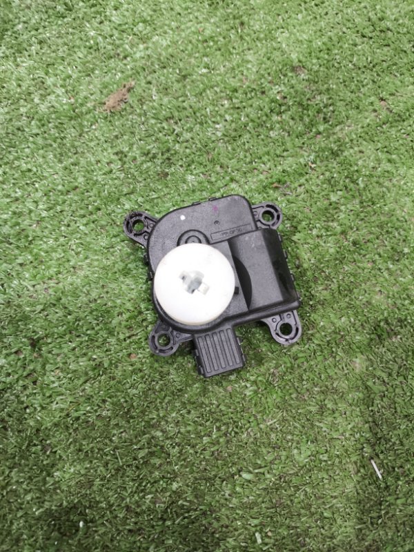 Моторчик заслонки печки Geely Coolray 2023 SХ11