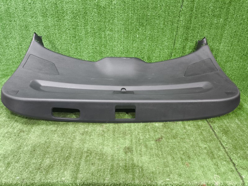 Обшивка двери багажника Geely Coolray 2023 SХ11