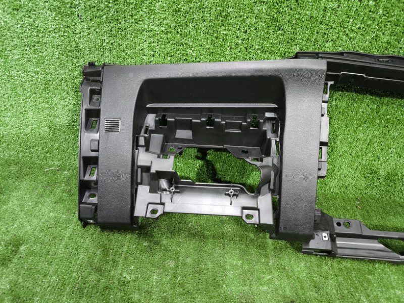 Накладка торпеды Geely Coolray 2023 SХ11