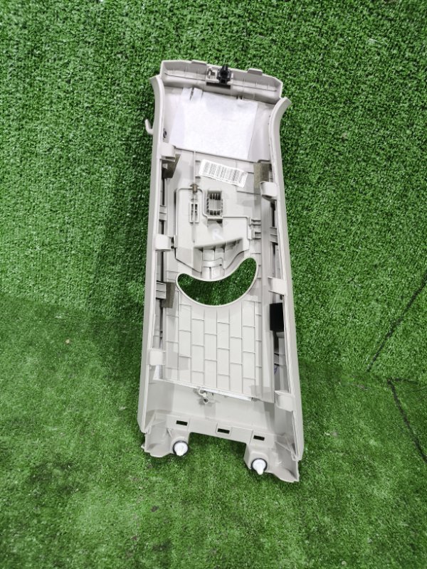 Обшивка центральной стойки Geely Coolray 2023 SХ11