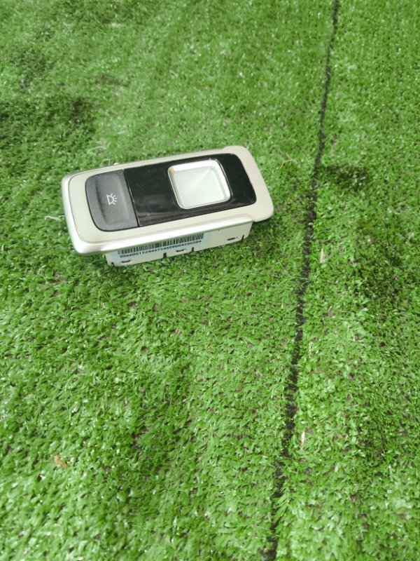 Плафон подсветки салона Geely Coolray 2023 SХ11