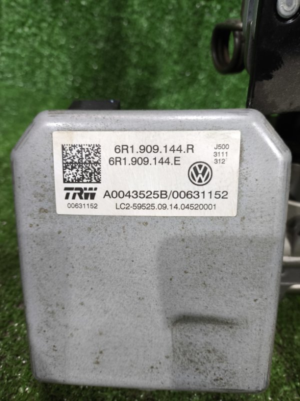 Электроусилитель руля Skoda Rapid 2013 1