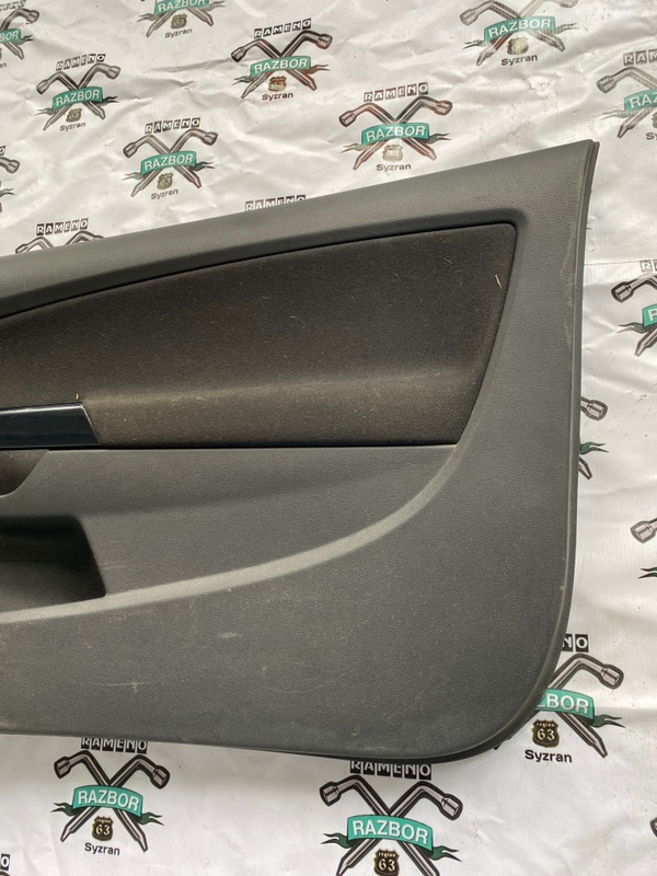 Обшивка боковой двери Opel Corsa 2010 D