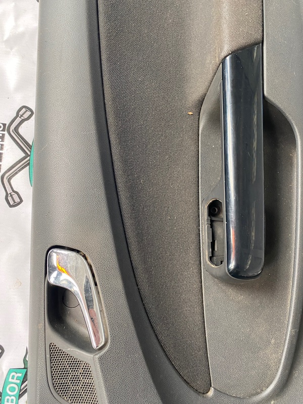 Обшивка боковой двери Opel Corsa 2010 D