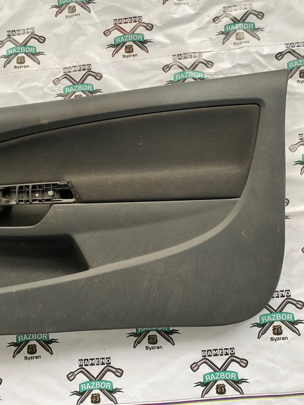 Обшивка боковой двери Opel Corsa 2010 D