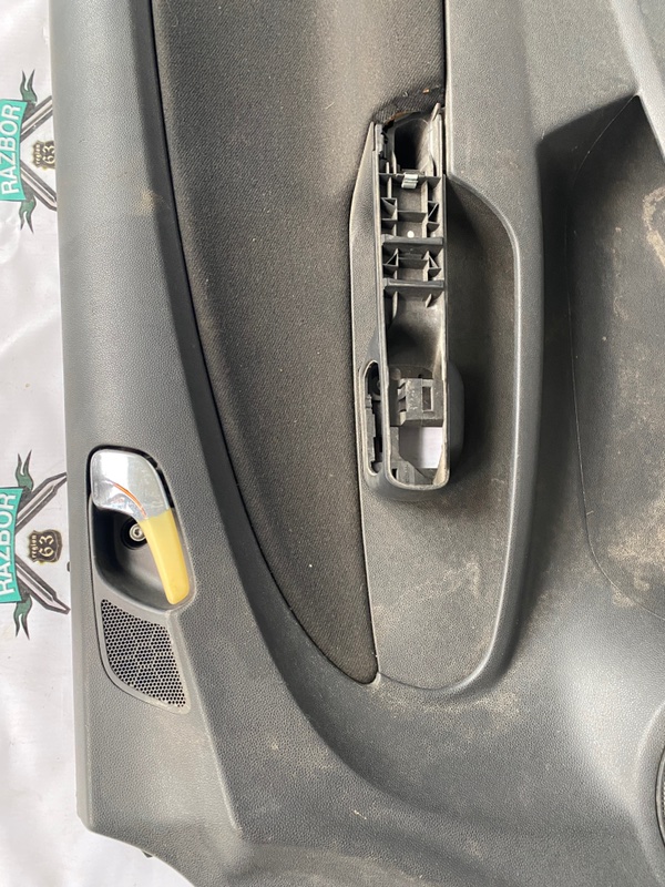 Обшивка боковой двери Opel Corsa 2010 D