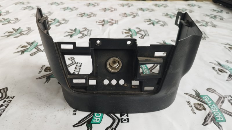 Прикуриватель Nissan Serena 2006 с25