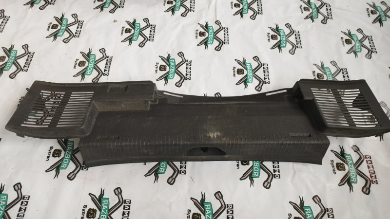 Накладка замка багажника Opel Corsa 2010 D