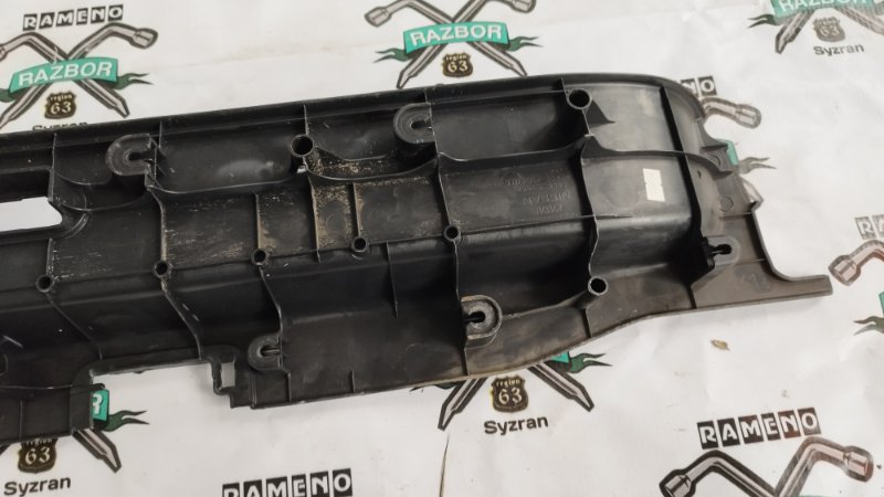 Накладка на порог салона Nissan Serena 2006 с25