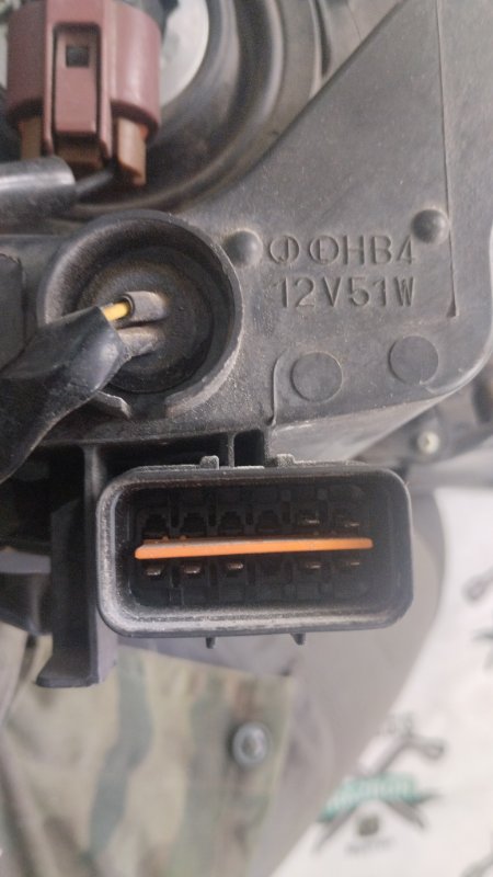 Фара галогеновая Mitsubishi Outlander 2008 XL