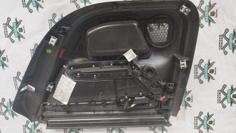 Обшивка боковой двери Audi A6 C6 2008 Quattro 4F