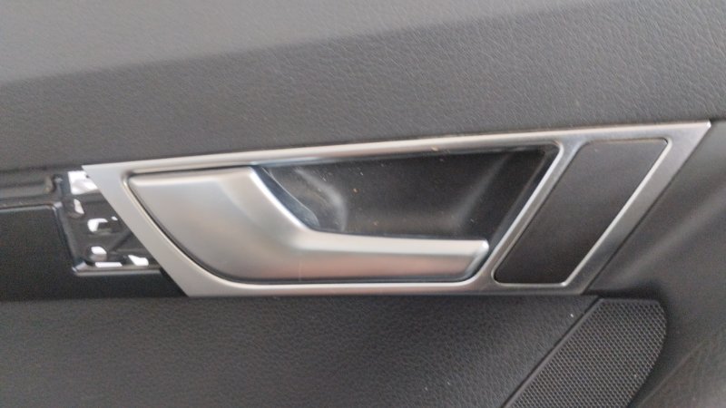 Обшивка боковой двери Audi A6 C6 2008 Quattro 4F