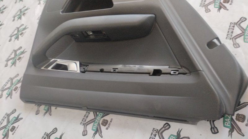 Обшивка боковой двери Audi A6 C6 2008 Quattro 4F