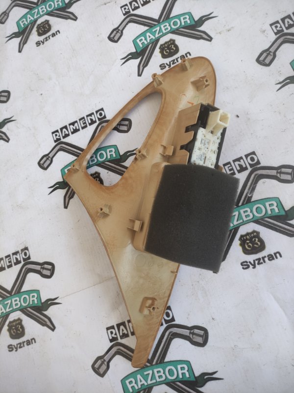 Накладка внутренней ручки двери Toyota Camry 2008 ACV 40