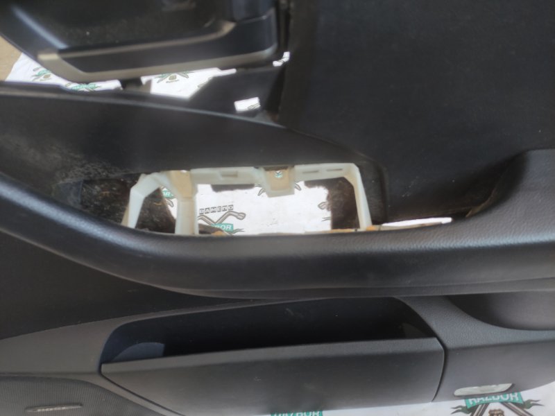 Обшивка боковой двери Nissan Murano 2005 Z50