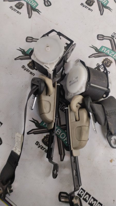 Ремень безопасности