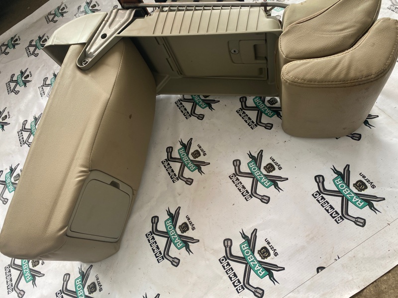 Подлокотник Toyota Camry 2008 ACV 40