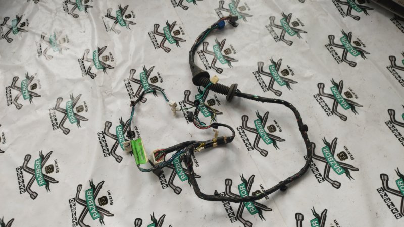 Проводка двери Toyota Camry ACV30