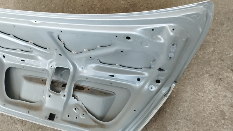 Крышка багажника Toyota Camry ACV30