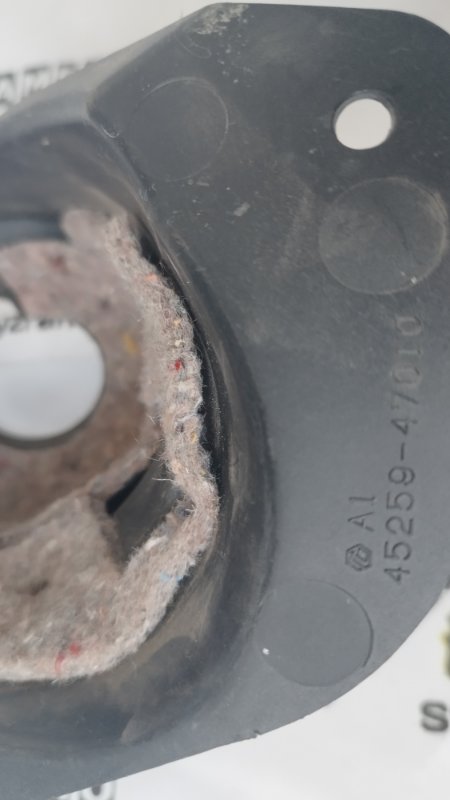 Кожух рулевой колонки Toyota Prius 2007 NHW20