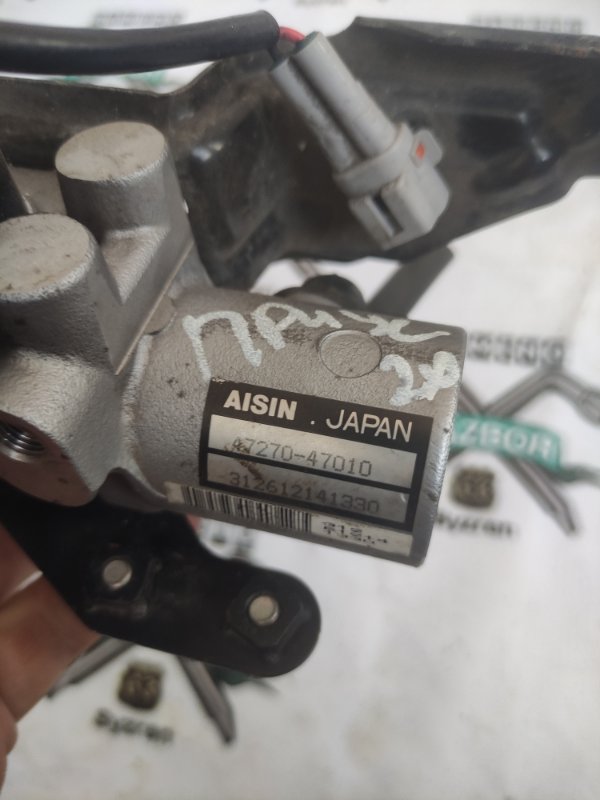 Распределитель тормозной Toyota Prius 2007 NHW20