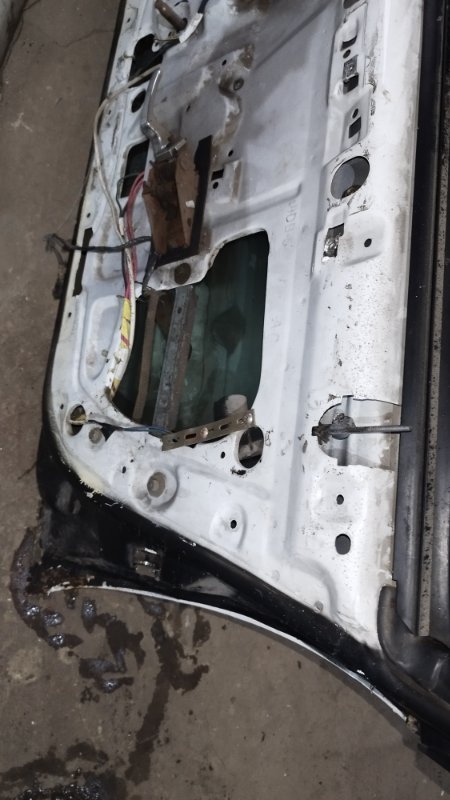 Дверь боковая Ford Taurus