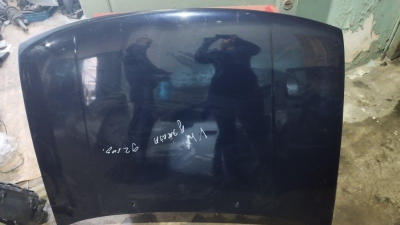 Капот Volkswagen Jetta 1992