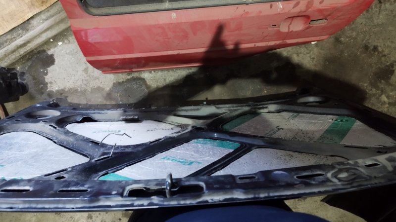 Капот Volkswagen Jetta 1992