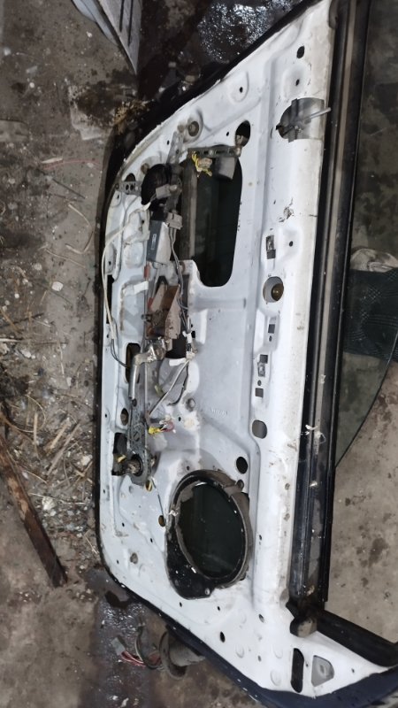 Дверь боковая Ford Taurus