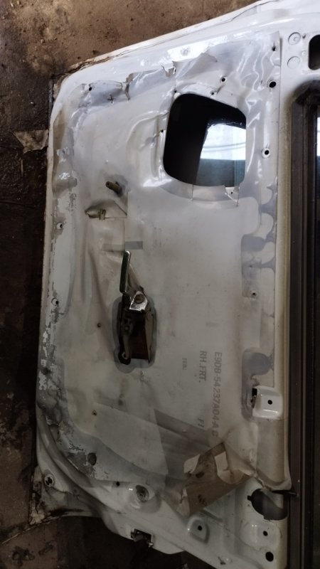 Дверь боковая Ford Taurus