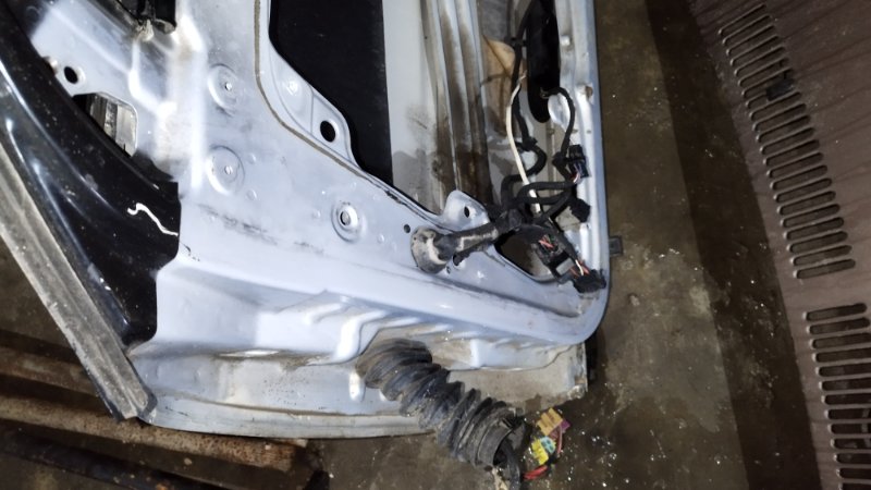 Дверь боковая Volkswagen Passat 1998 B5