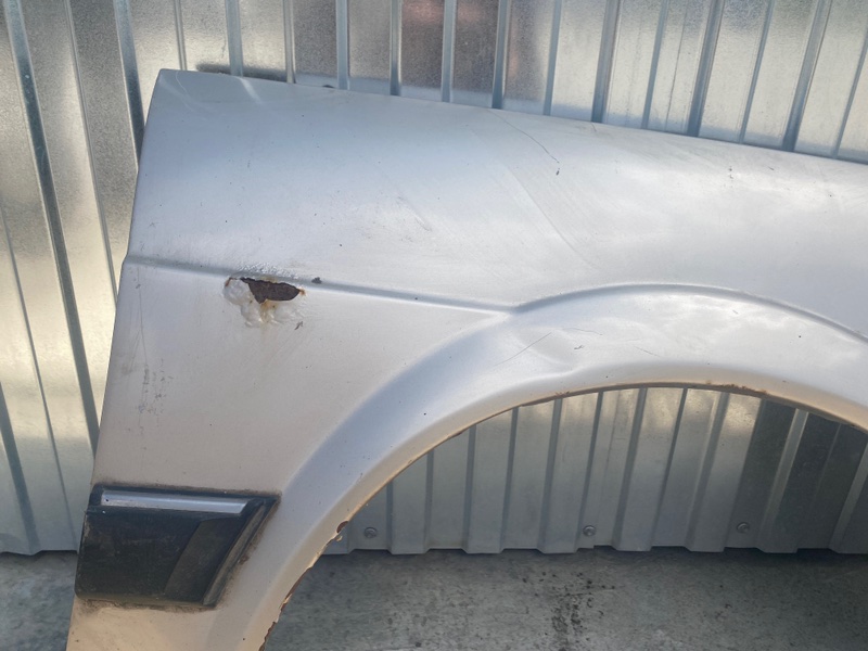 Крыло Volkswagen Passat 1988 B2