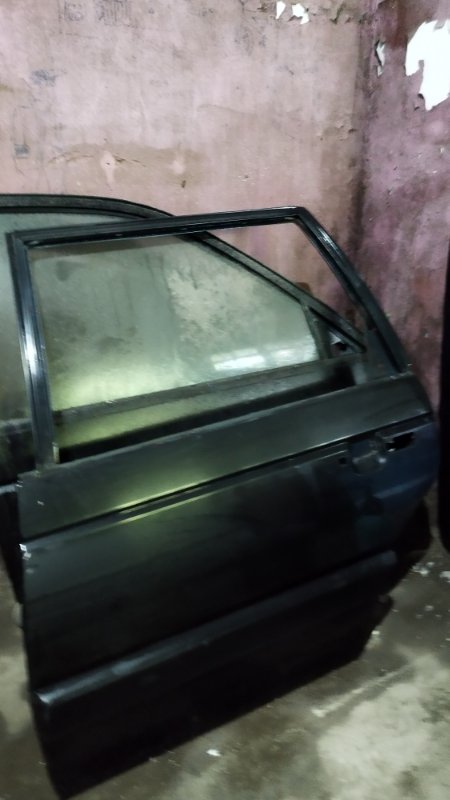 Дверь боковая Volkswagen Passat B3