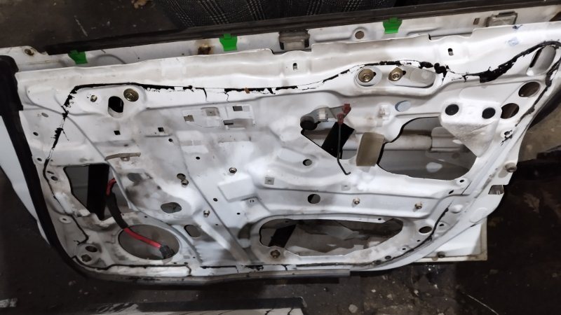 Дверь боковая Subaru Impreza 2001-2003