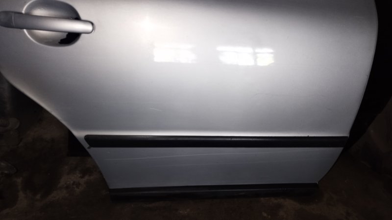 Дверь боковая Volkswagen Passat 1998 B5