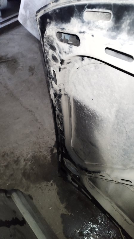 Капот Volkswagen Passat B3