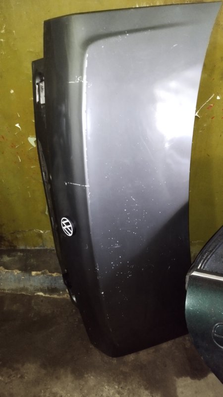 Крышка багажника Volkswagen Passat B3