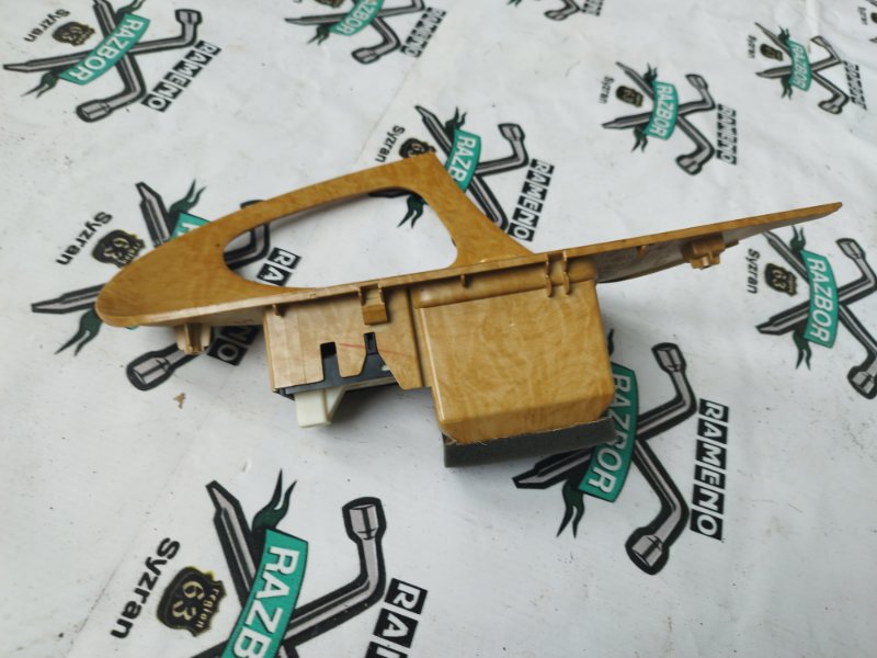 Накладка внутренней ручки двери Toyota Camry 2008 ACV 40