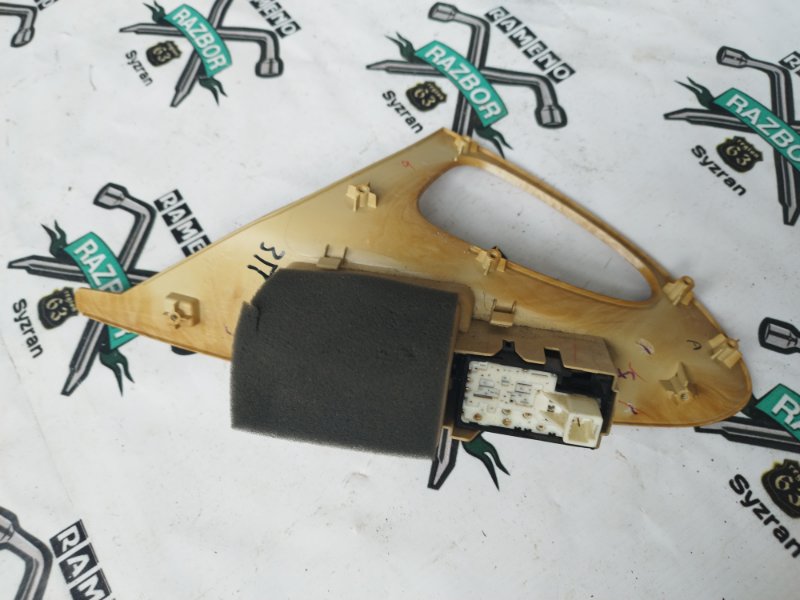 Накладка внутренней ручки двери Toyota Camry 2008 ACV 40