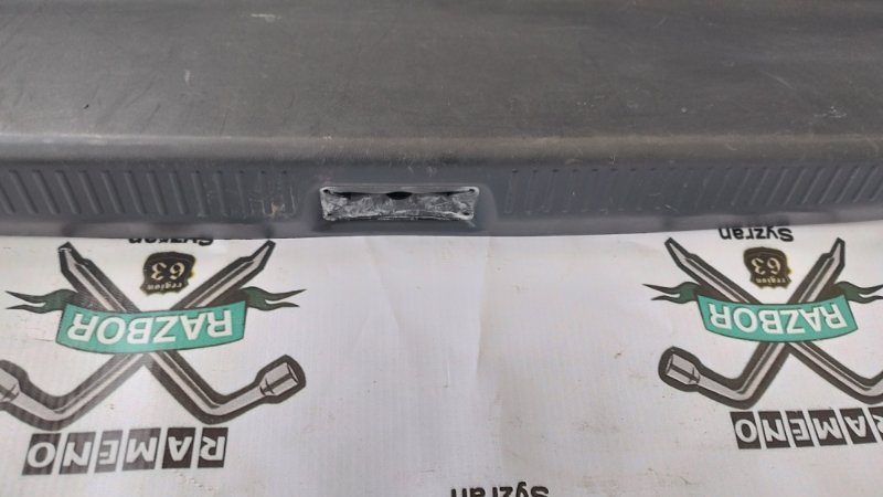 Накладка замка багажника Toyota Camry 2008 ACV 40