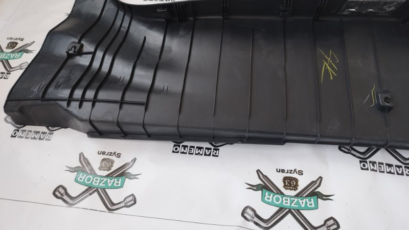 Накладка замка багажника Toyota Camry 2008 ACV 40