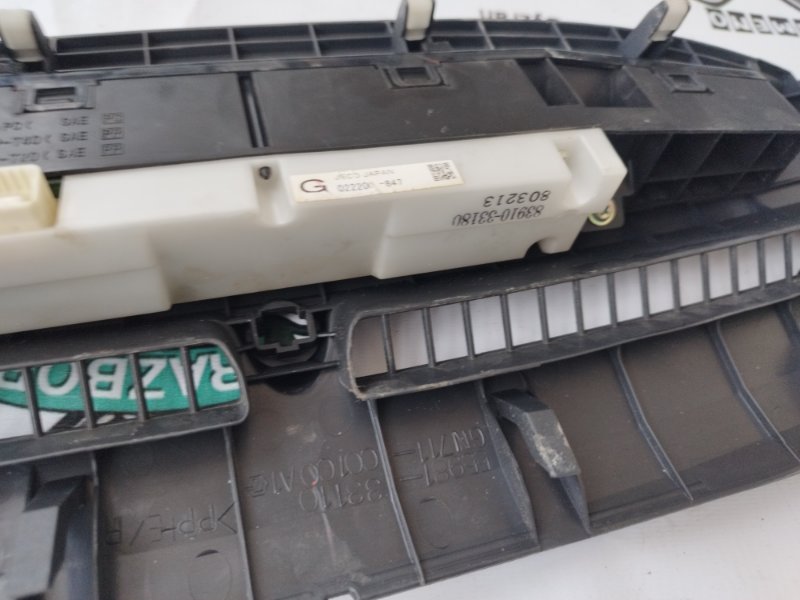 Накладка на торпедо Toyota Camry ACV 40