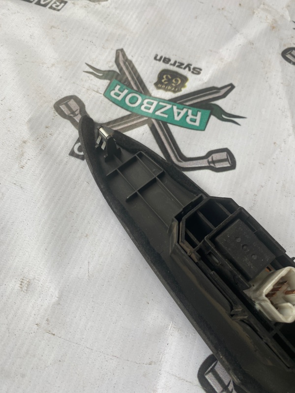 Блок управления стеклоподъемниками Toyota Prius 1998 NHW10