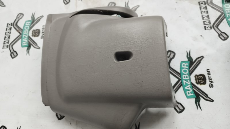 Кожух рулевой колонки Toyota Prius 1998 NHW10