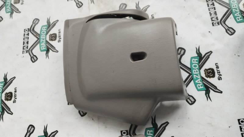 Кожух рулевой колонки Toyota Prius 1998 NHW10