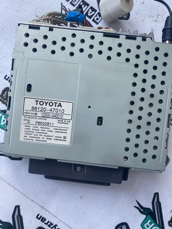 Магнитола Toyota Prius 1998 NHW10