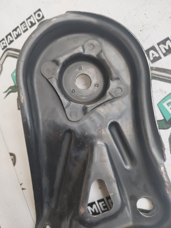 Крепление балки подвески Toyota Camry 2008 ACV 40